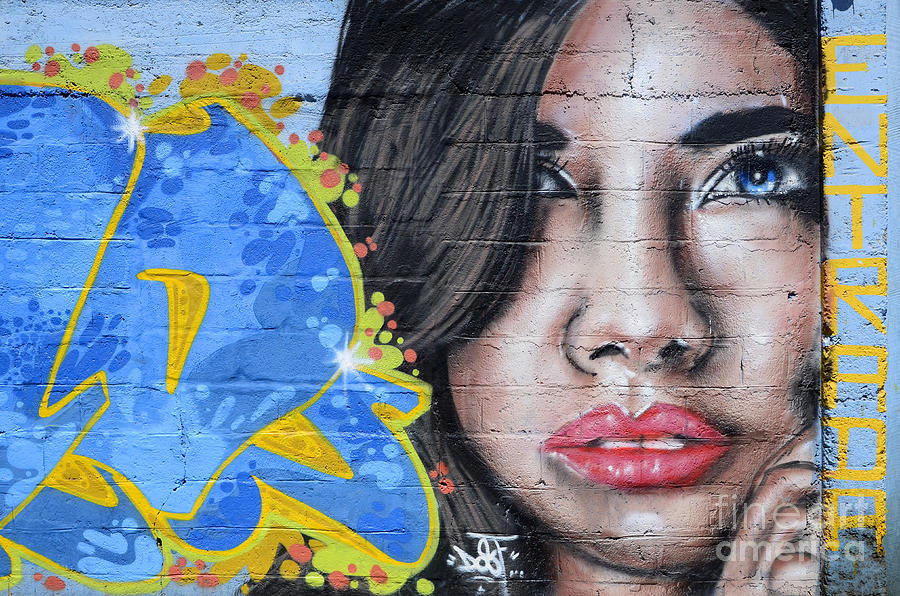 Graffiti Photograph - Grafitti Art Calama Chile by Bob Christopher