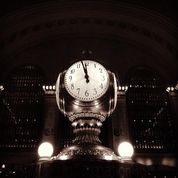 Architecture Photograph - Grand Central #nyc #manhattan #city by Mouyyad Abdulhadi
