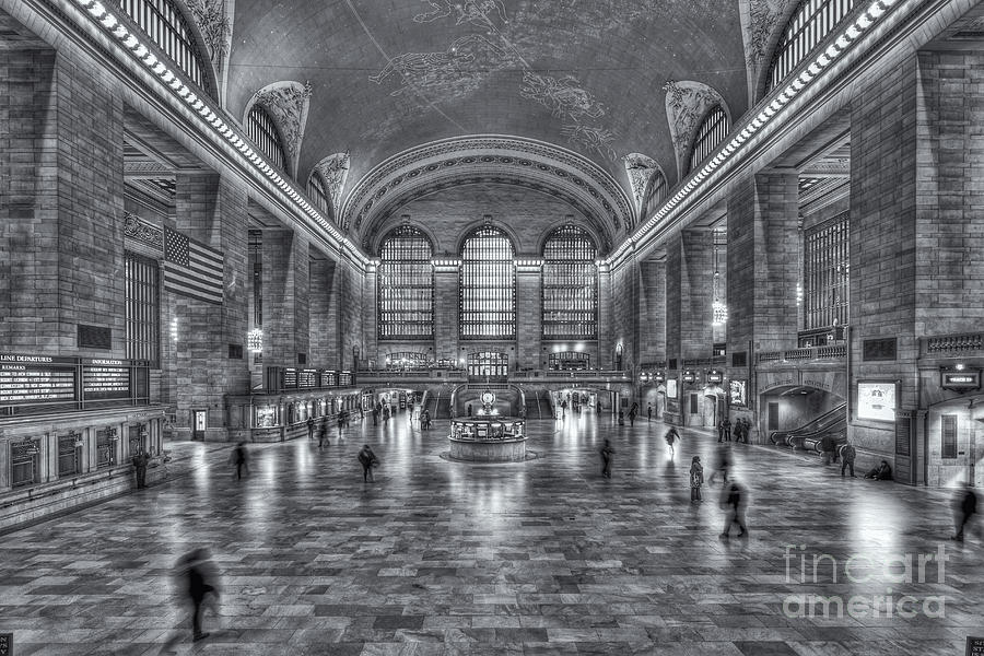 Grand Central Terminal IV Photograph by Clarence Holmes