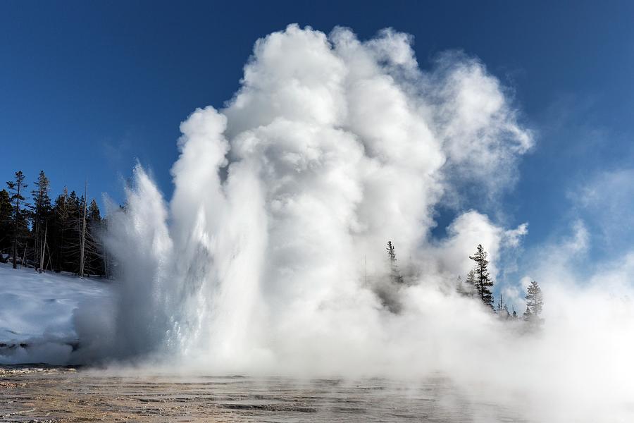 Grand Geyser Erupting Photograph by Dr Juerg Alean/science Photo Library