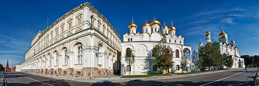 Architecture Photograph - Grand Kremlin Palace With Cathedrals by Panoramic Images