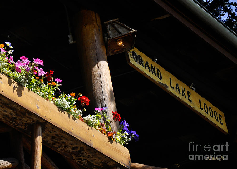 Grand Lake Lodge Porch Photograph by Nava Thompson