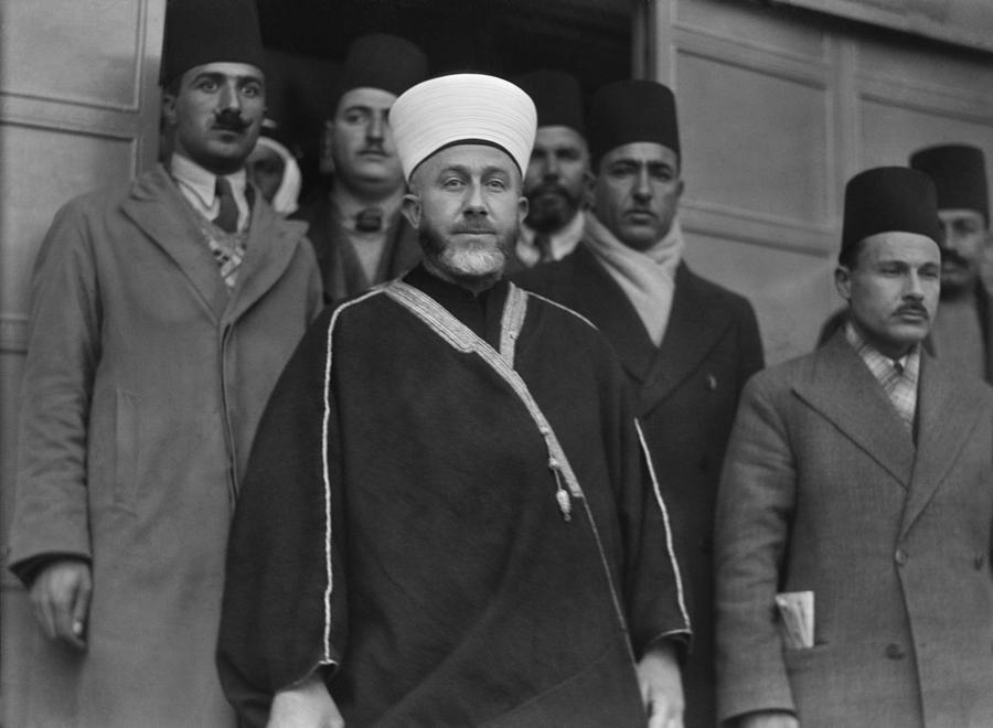 Grand Mufti, Muhammad Amin Al-husayni Photograph by Everett