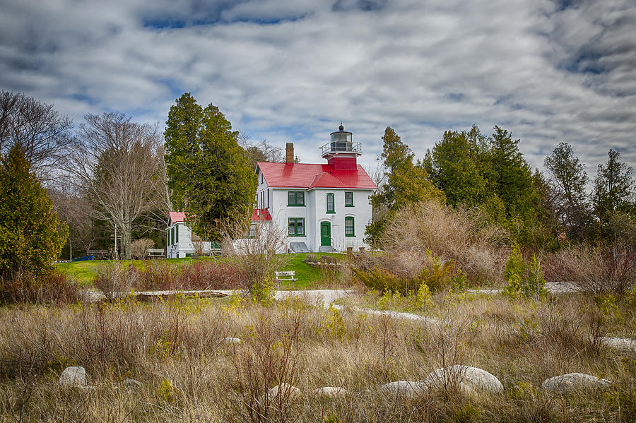 Grand Traverse Lighthouse Michigan Photograph by Jack R Perry