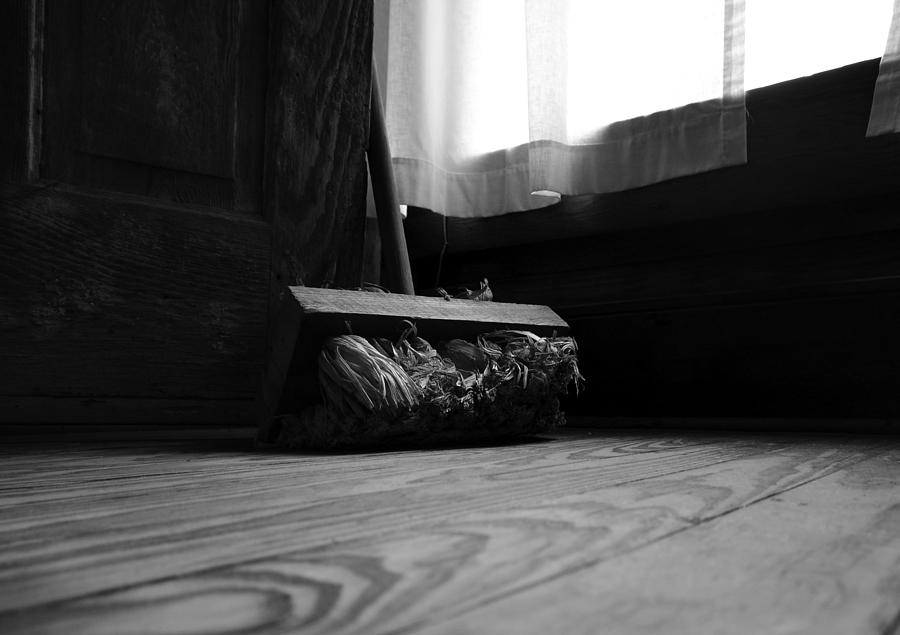 Black And White Photograph - Grandmothers old broom by David Lee Thompson