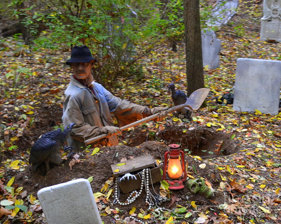 grave-robber-halloween-photograph-by-linda-rae-cuthbertson-pixels