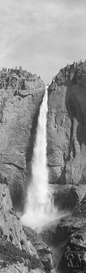 Yosemite National Park Photograph - Grayscale Of Bridal Veil Falls by Panoramic Images
