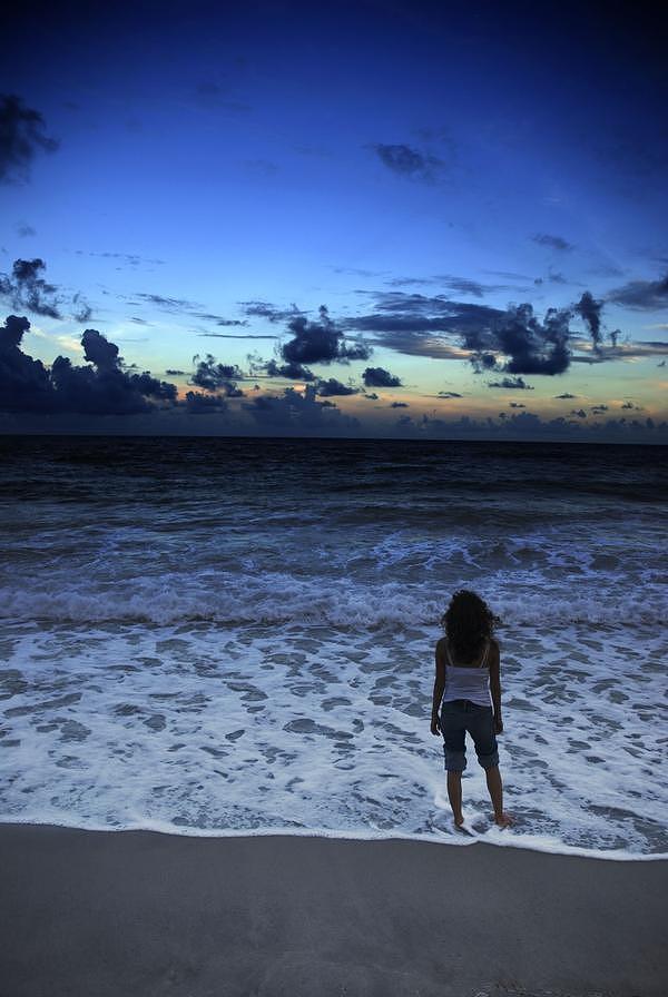 Ocean Photograph - Great Beyond by Yeram Reyes