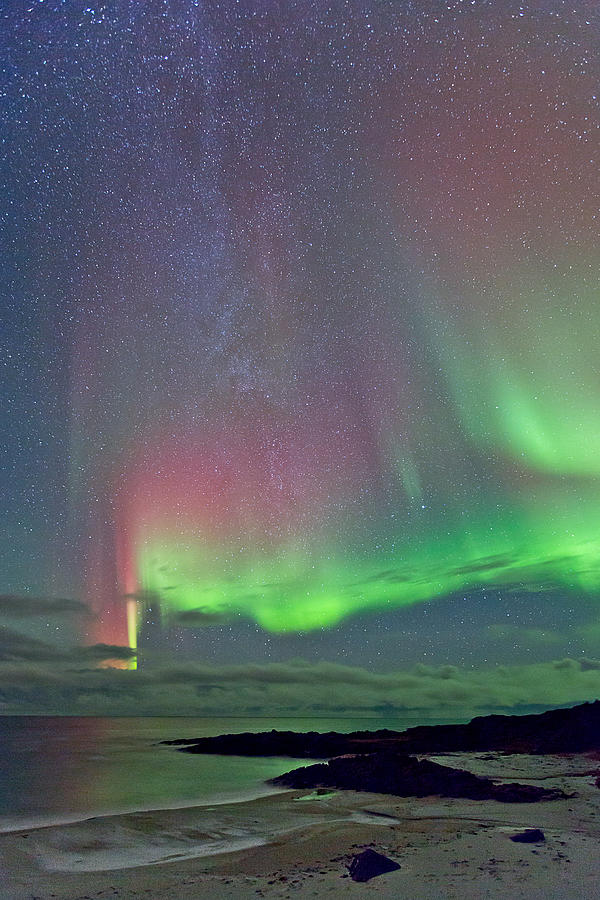 Green and red sky Photograph by Frank Olsen