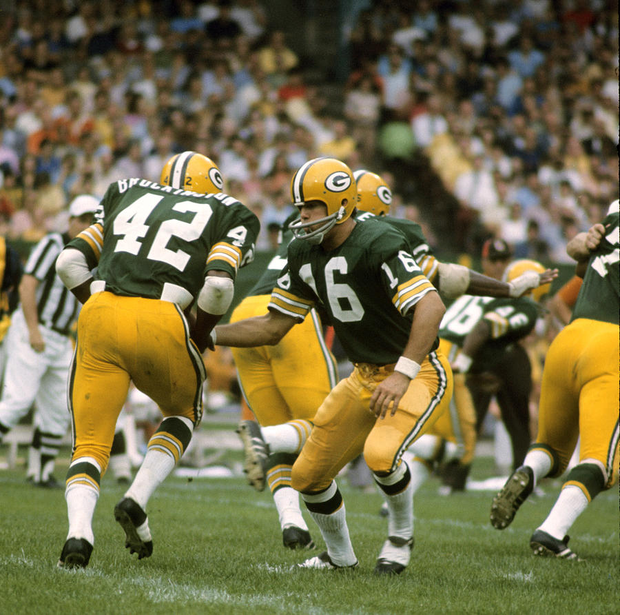 Green Bay Packers vs Cleveland Browns - September 17, 1972 Photograph by Tim Culek