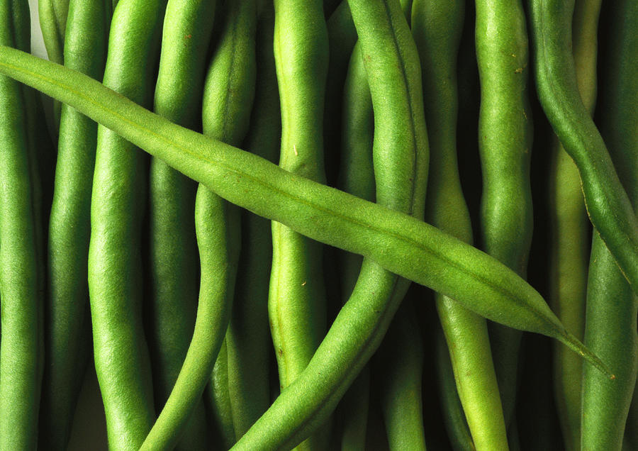 Green beans, close-up, full frame Photograph by Isabelle Rozenbaum & Frederic Cirou