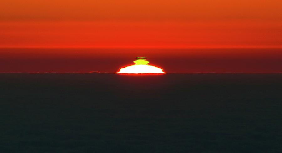 Sunset Photograph - Green Flash Phenomenon At Sunset by G. Lombardi/european Southern Observatory