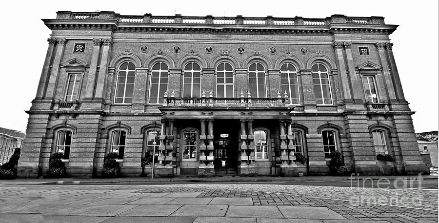 Grimsby Town Hall Photograph