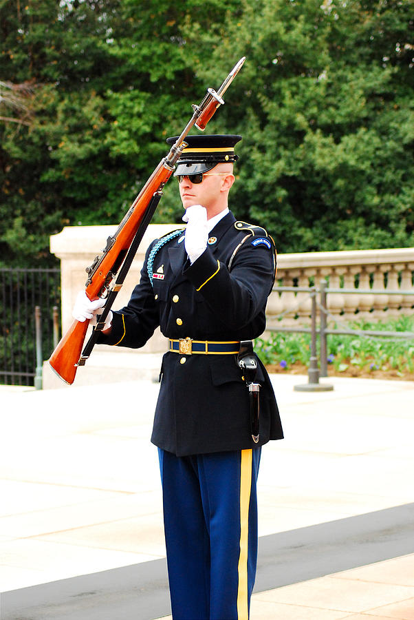 Guarding the Unknown Soldier Photograph by James Kirkikis