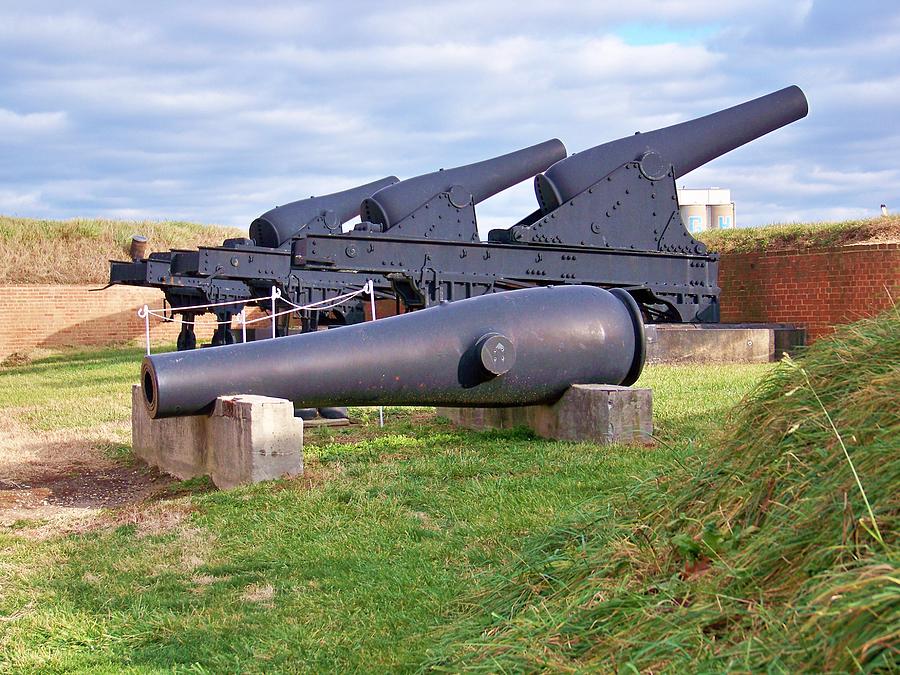 Guns At Fort Mc Henry Photograph