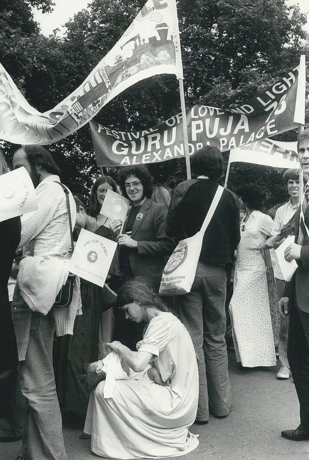 Guru Puja 73 Parade In London Photograph by Retro Images Archive