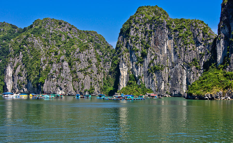 Ha Long Bay 1 Photograph by Scott Carruthers