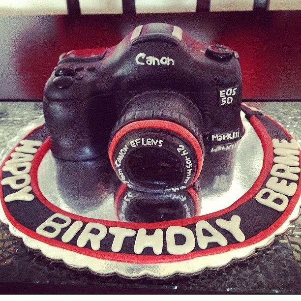 Cake Photograph - #happy#birthday#cake#camera#canon#yummy by Ivelaida Rivera