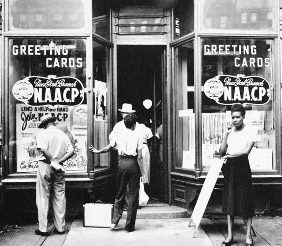 Harlem Naacp Office, 1945 Photograph by Granger