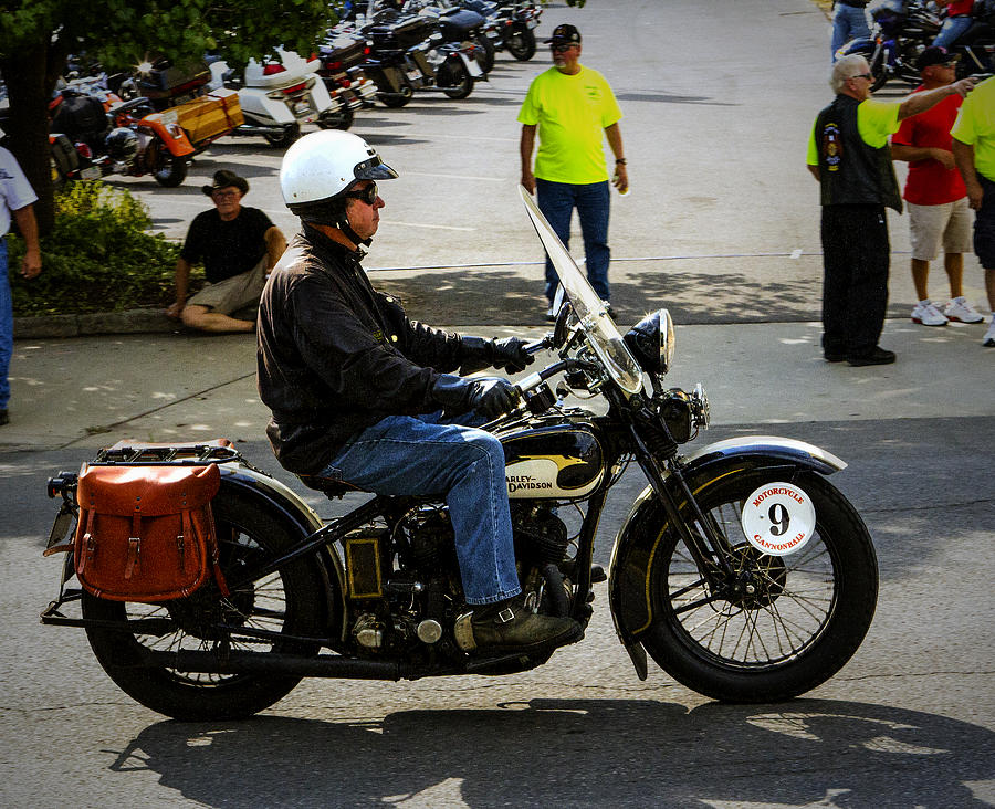 Harley 9 Photograph by Jeff Kurtz