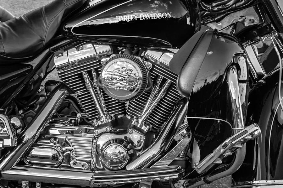 Harley Davidson Ultra Classic monochrome Photograph by Steve Harrington ...