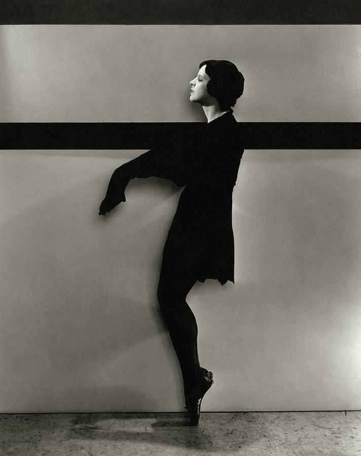 Harriet Hoctor On Pointe Photograph by Edward Steichen