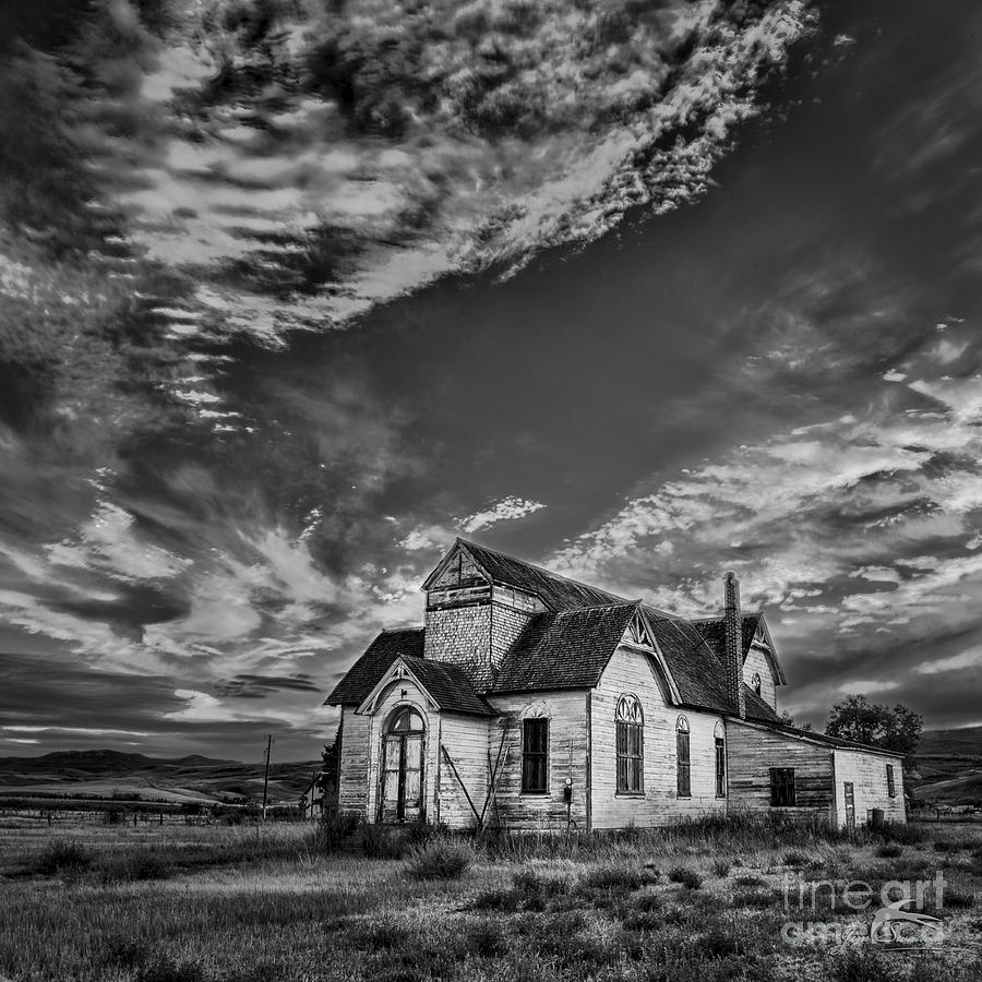 Black And White Photograph - Black and White House With Big Sky In Idaho  by Jim Swallow