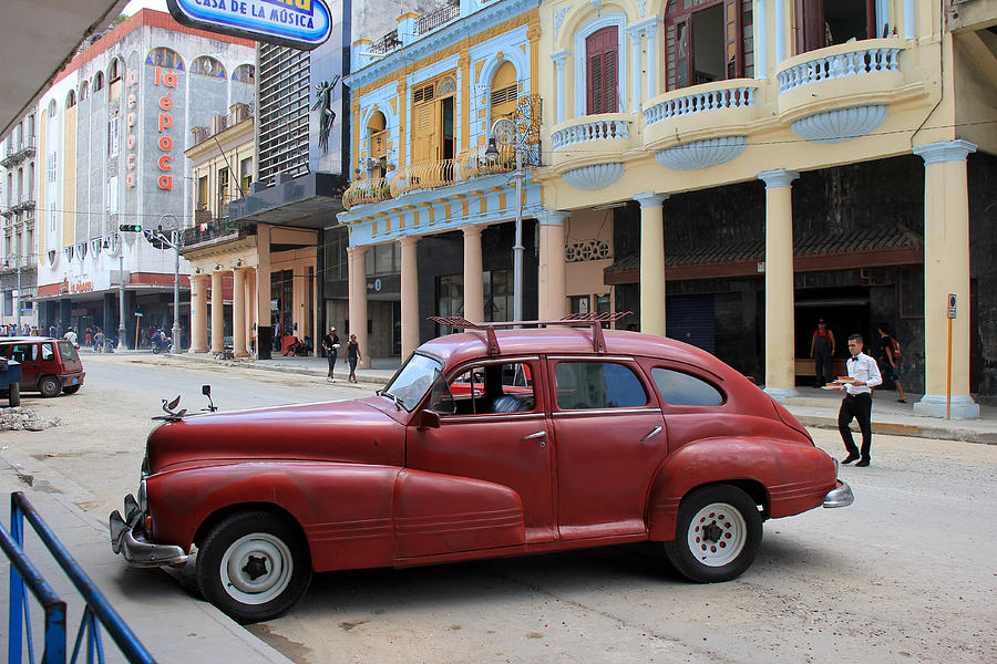 Havana 32 Photograph by Andrew Fare