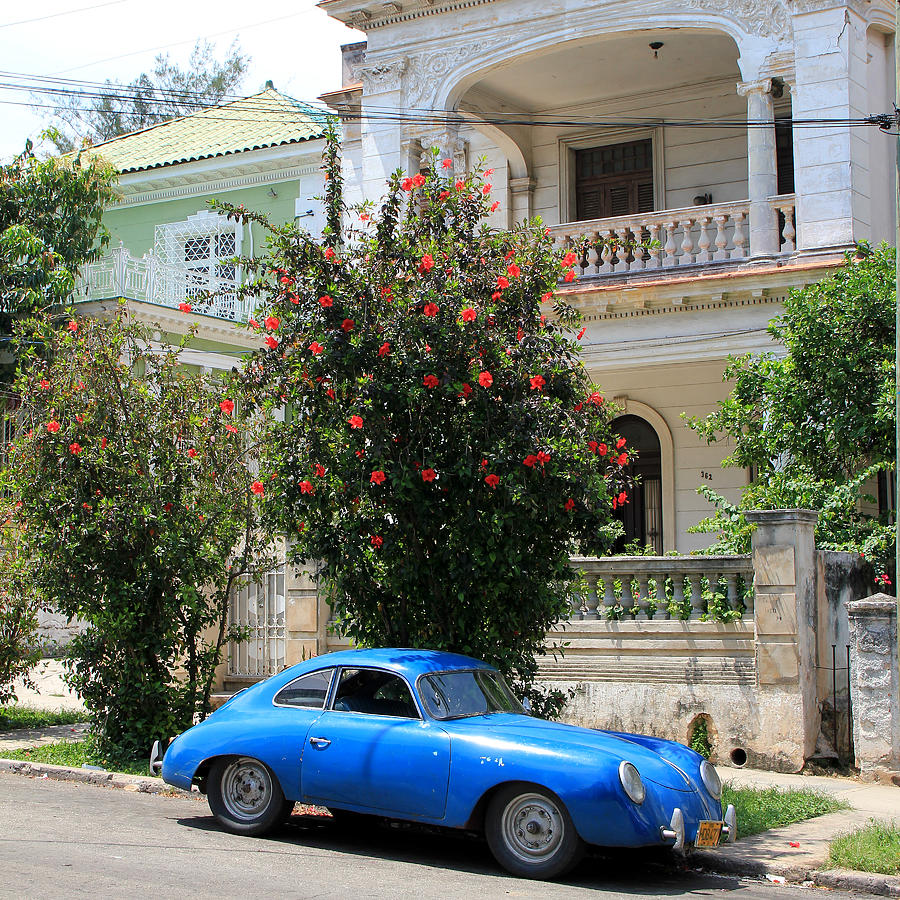 Havana 37 Photograph by Andrew Fare