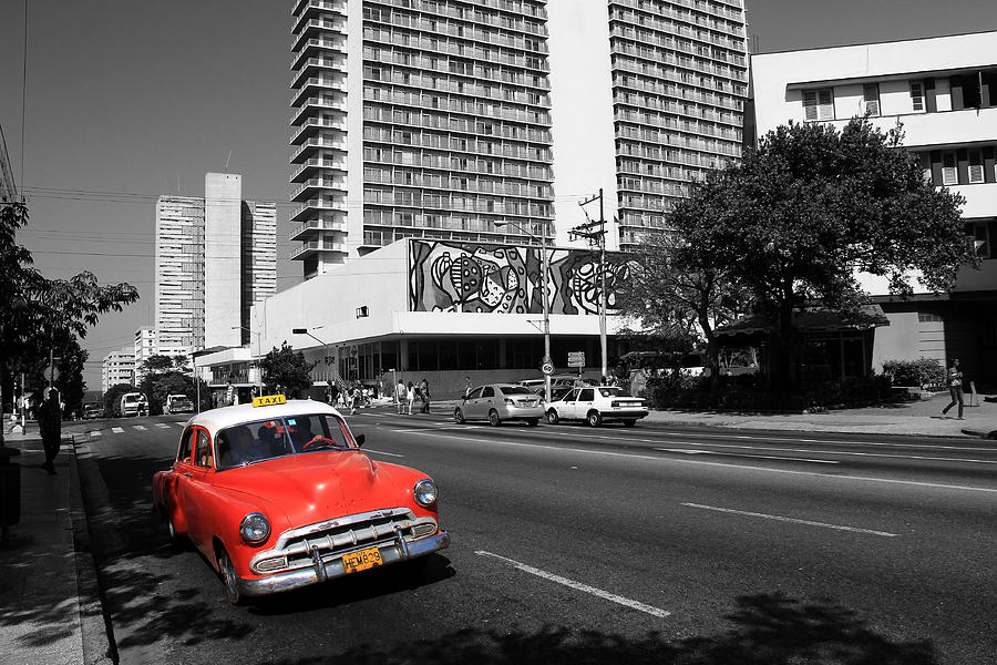 Havana 49 Photograph by Andrew Fare