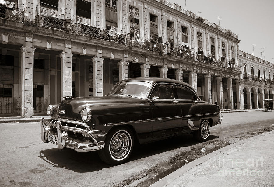 Havana Chevy Photograph by Chris Dutton