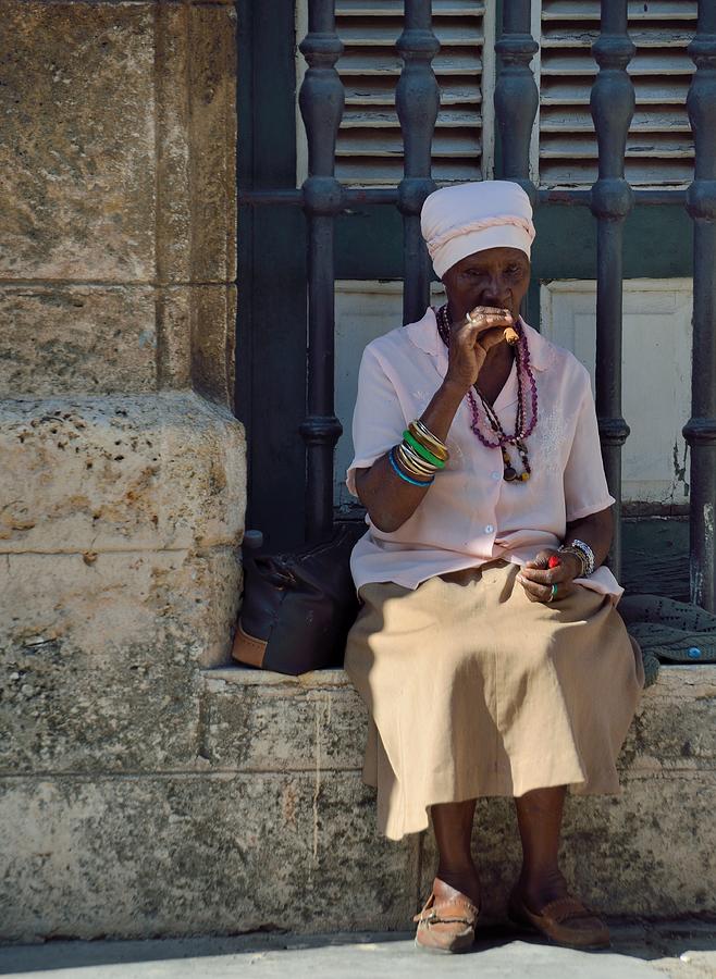 Havana Street Scene 1 Photograph by Steven Richman