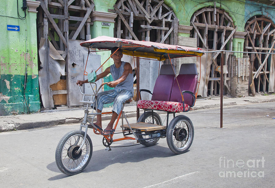 Havana Trike Photograph by Chris Dutton