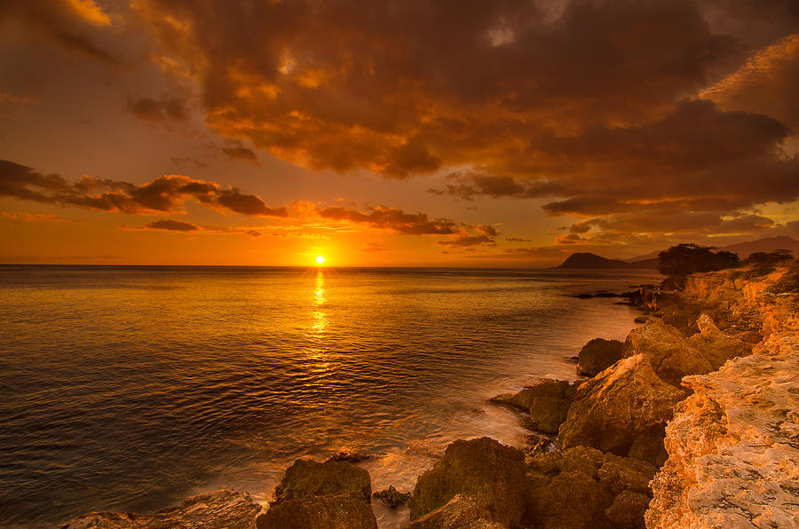 Hawaii Golden Sunset Photograph by Tin Lung Chao