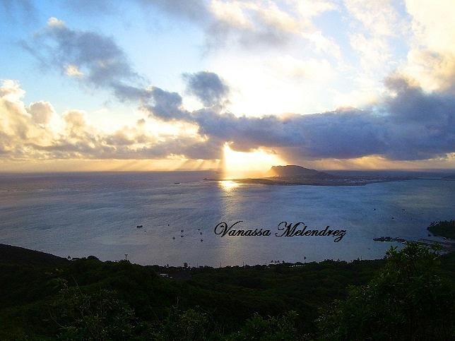 Nature Photograph - Hawaii Sunrise 2 by Vanassa Melendrez
