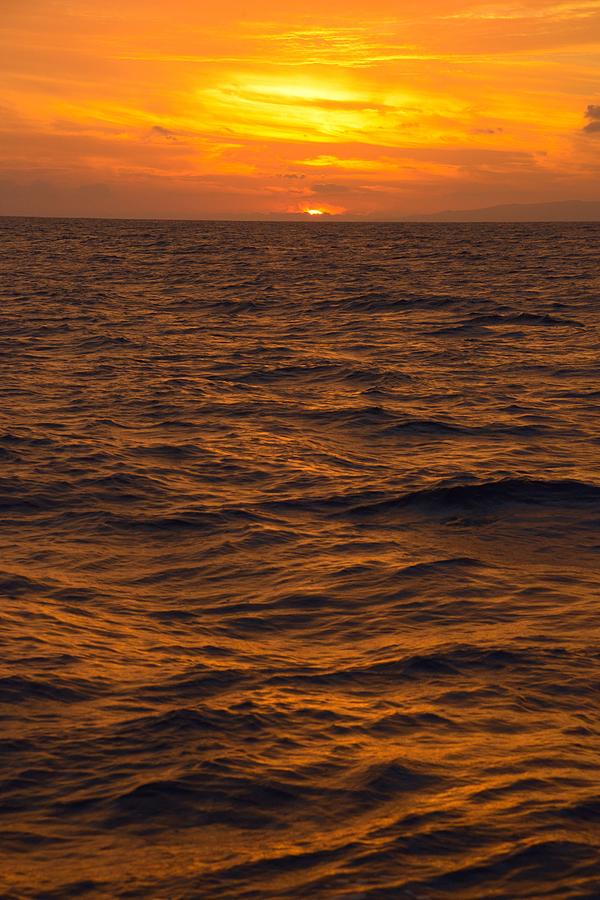 Hawaii Sunset Photograph by Craig Incardone