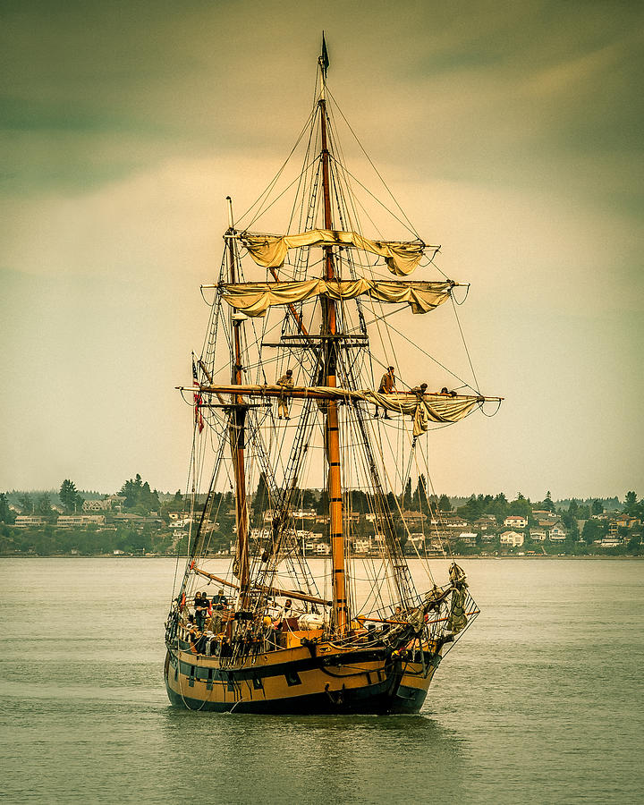 Hawaiian Chieftain Sailing Vessel Photograph by Mike Penney