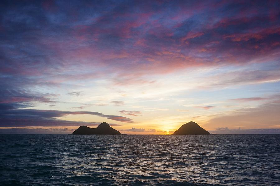 Hawaiian Sunrise Photograph by Robert Davis