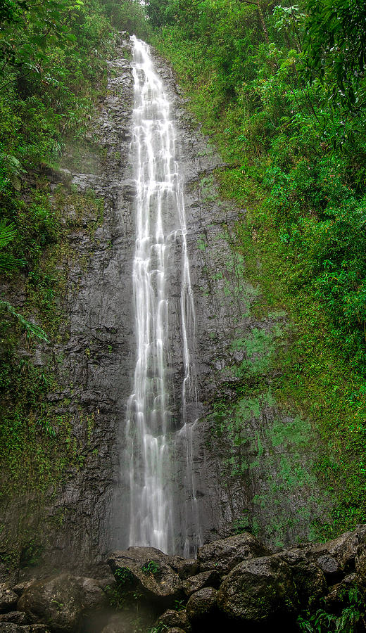 Hawaii Photograph - Hawaiian Waterfall by Robert  Aycock