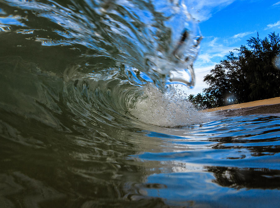 Hawaiian Wave Photograph by Stephen Kennedy