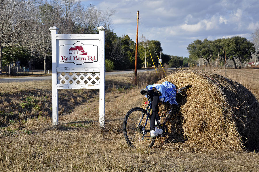 Hay Ride on Red Barn Road Photograph by David Dittmann - Pixels