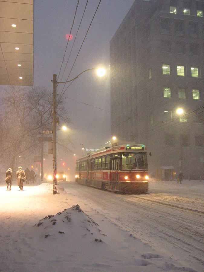 Heading Home In The Snowstorm Photograph by Alfred Ng