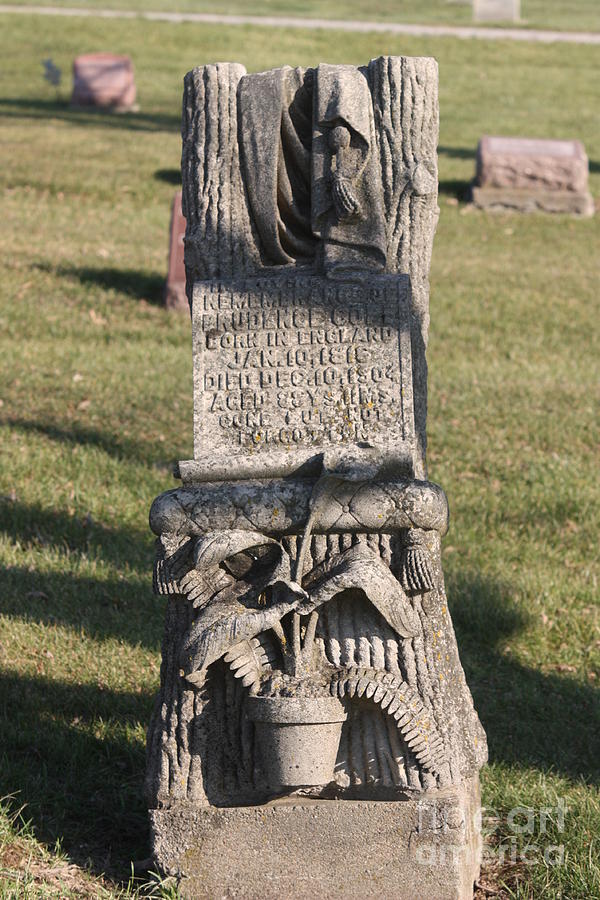 Headstone Photograph - Headstone in Corydon Iowa Cemetery by Kathryn Cornett