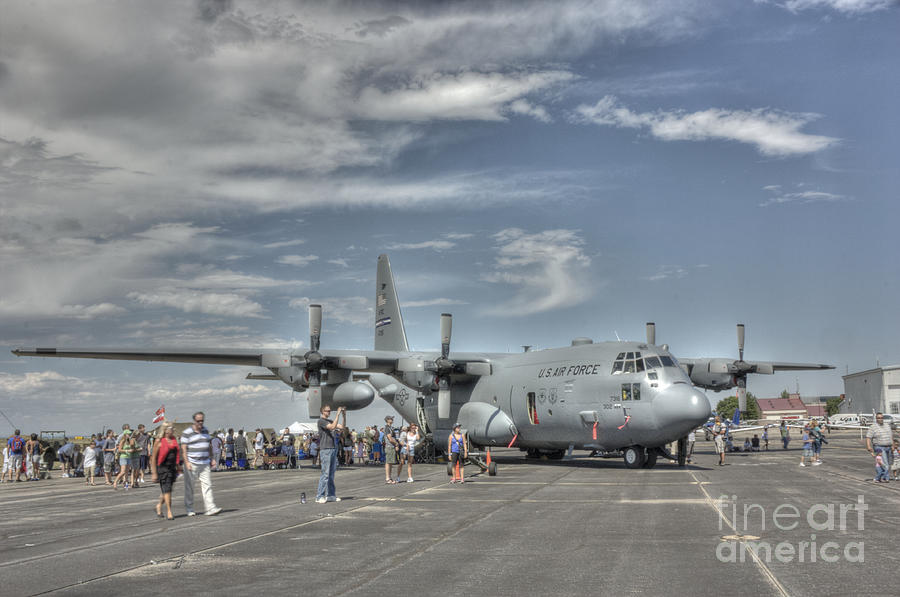 Hercules C-130 Photograph by David Bearden