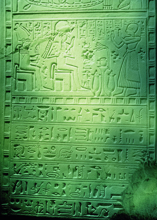Hieroglyphic Writing On A Section Of Wall Photograph by Ton Kinsbergen/science Photo Library