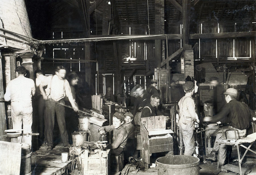 Hine Bottle Factory, 1909 Photograph by Granger