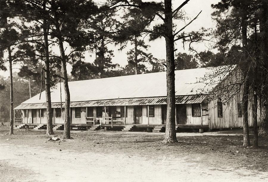 Hine Housing, 1911 Photograph by Granger