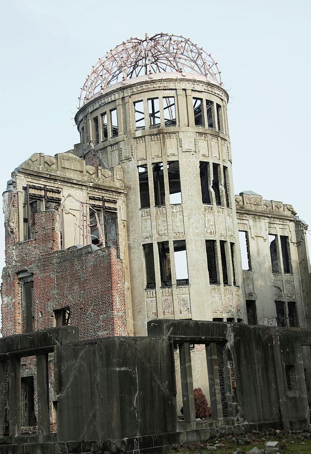 Hiroshima Peace Memorial Photograph by Andy Crump/science Photo Library