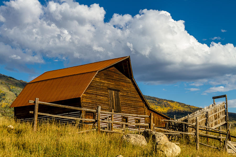 Historic Moore Barn Steamboat Springs CO Photograph by Teri Virbickis