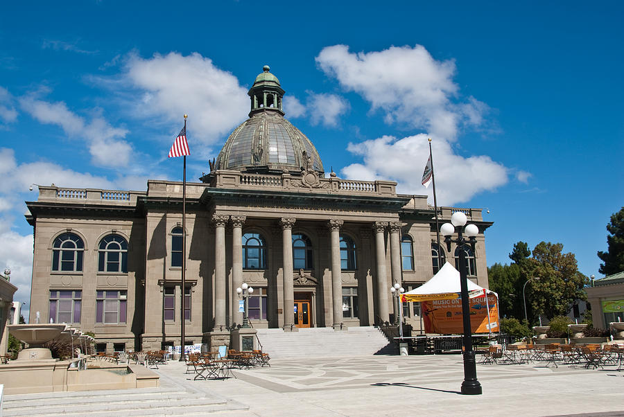 Historic San Mateo County Courthouse Photograph by JeffGoulden